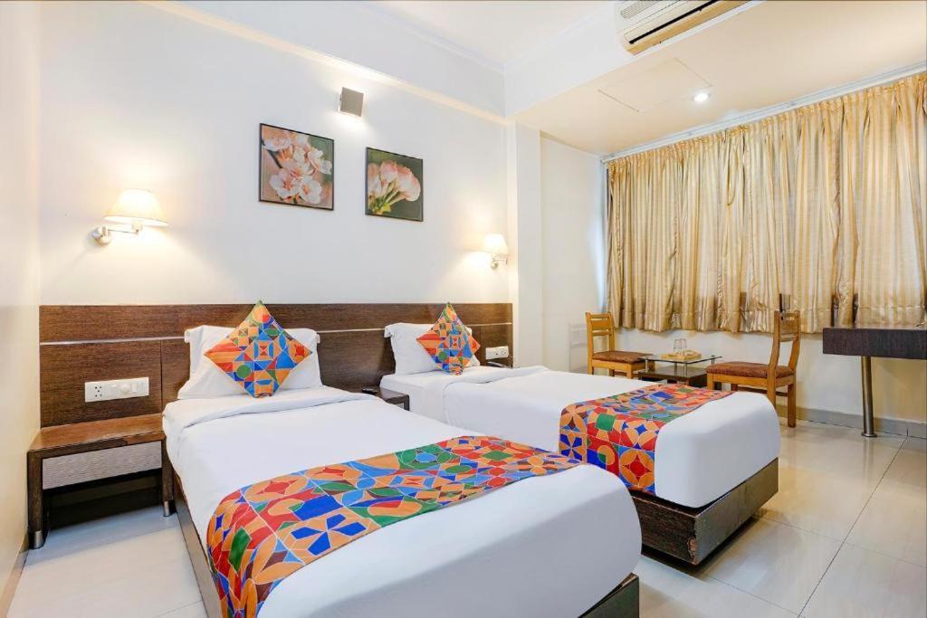 Gandharva Residency Swargate Hotel Pune Exterior photo