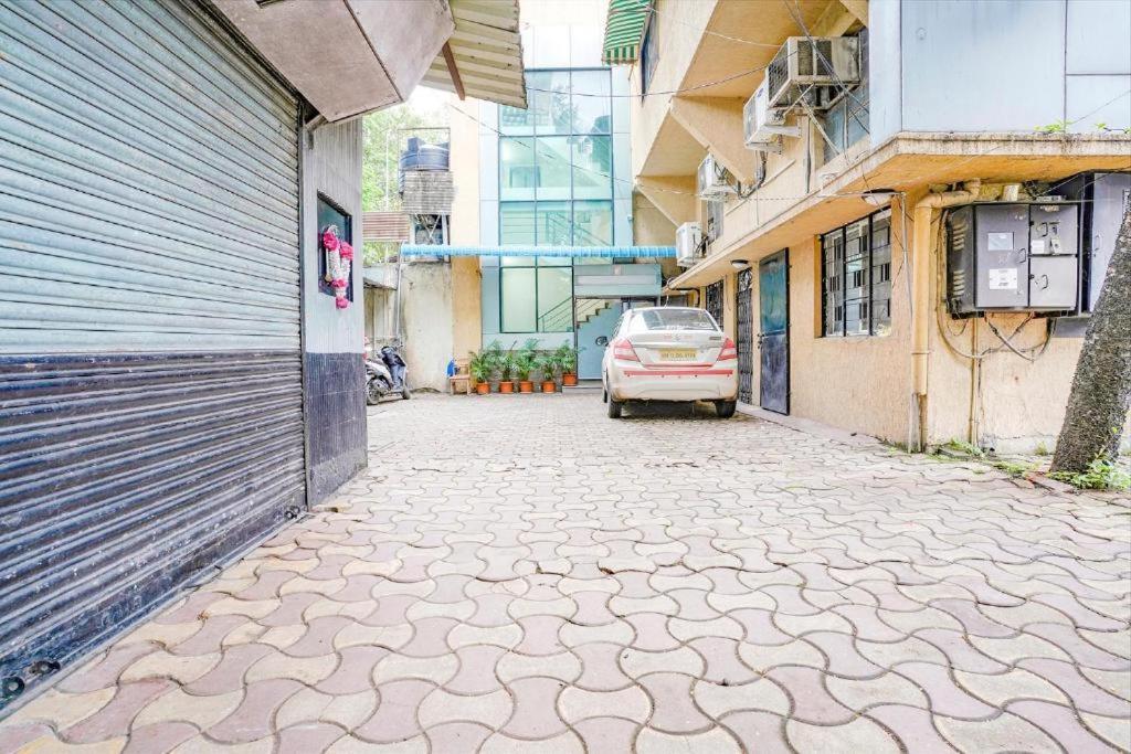 Gandharva Residency Swargate Hotel Pune Exterior photo